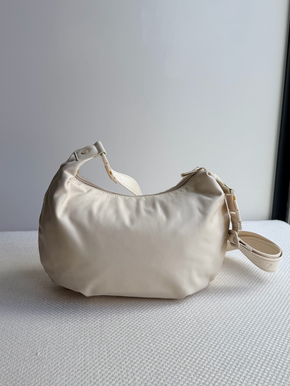 Lo and Sons Aoyama Leather Crescent Crossbody Bag - Ivory
